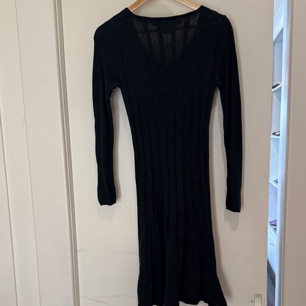 Max Studios Hunter Green Long Sleeve Knit Dress - Picture 5 of 5
